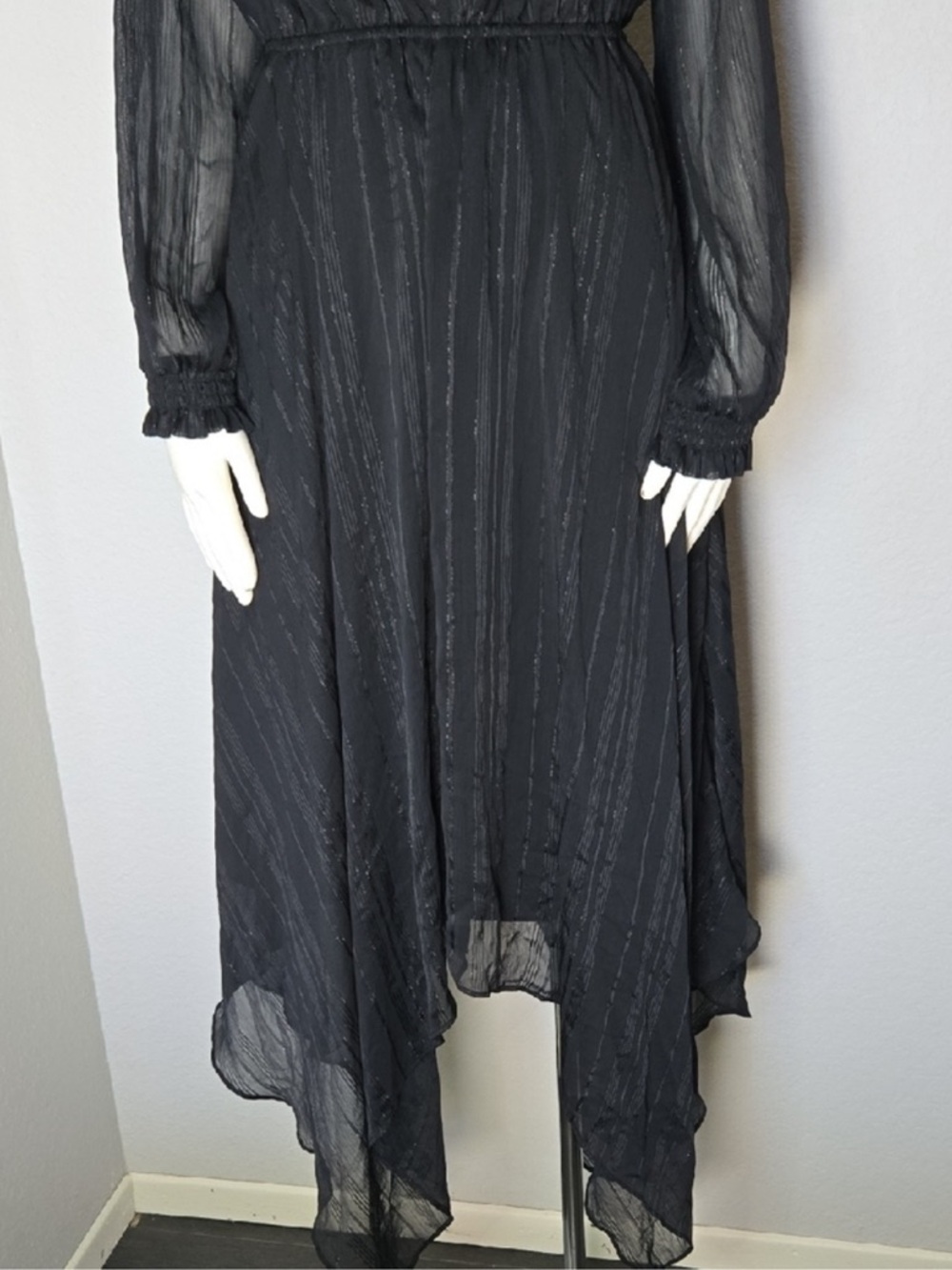 Nanette Lepore Sheer Long-Sleeve Handkerchief Hem Dress, Black w Silver, Sz 8 - Picture 4 of 9
